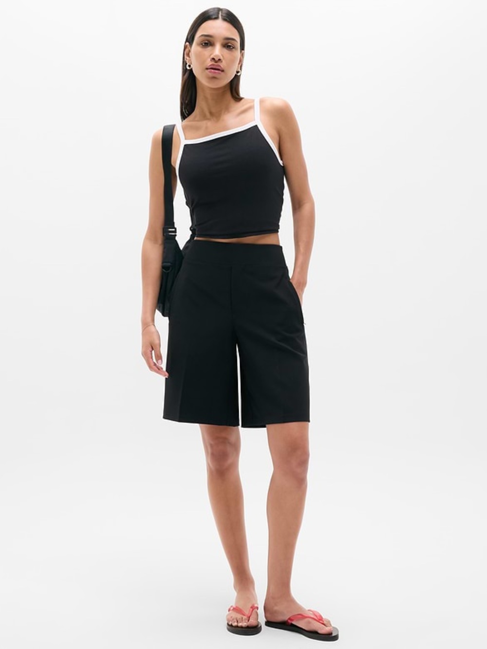 Athleta Endless Bermuda 10" Short Women's Size 8 Black